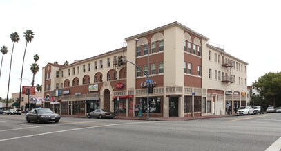 5220-5230 Hollywood Blvd in Los Angeles, CA - Building Photo - Building Photo