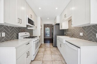 9711 Marlborough Dr in Austin, TX - Building Photo - Building Photo