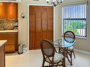 7300 Radice Ct in Lauderhill, FL - Building Photo - Building Photo