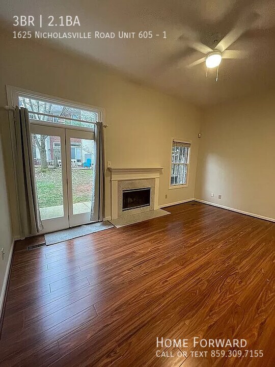 1625 Nicholasville Rd in Lexington, KY - Building Photo