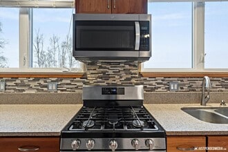 24618 Wilma Cir in Anchorage, AK - Building Photo - Building Photo