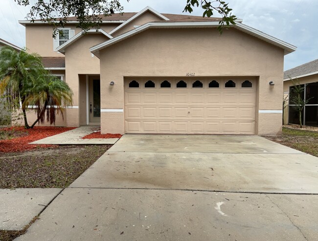 property at 10402 Boyette Creek Blvd