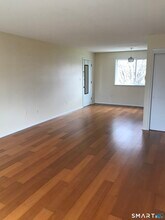 270 -1 Richard St in Newington, CT - Building Photo - Building Photo