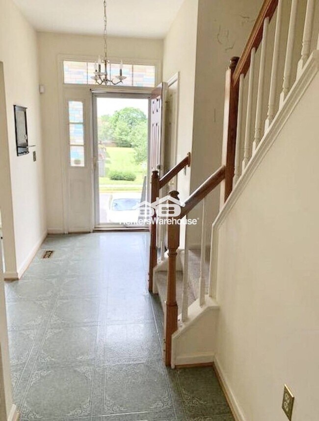 1404 Jedforest Dr in Crofton, MD - Building Photo - Building Photo