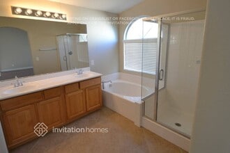 8429 Teton Crest Pl in Las Vegas, NV - Building Photo - Building Photo