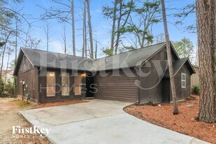 6911 Hickory Log Rd in Austell, GA - Building Photo