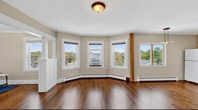 1274 Washington St in Norwood, MA - Building Photo - Building Photo