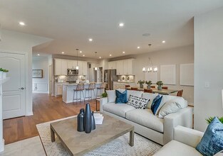 421 Addison Cir in Walled Lake, MI - Foto de edificio - Building Photo