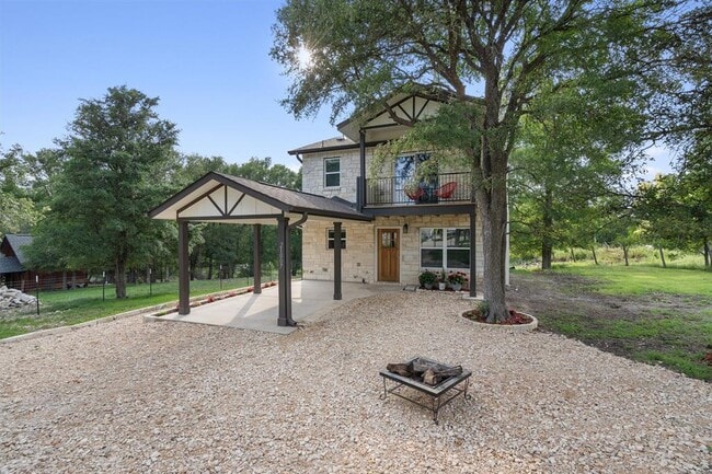 21007 Coleman Branch Creek Rd in Elgin, TX - Building Photo - Building Photo