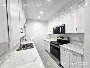8640 Gulana Ave in Los Angeles, CA - Building Photo - Building Photo