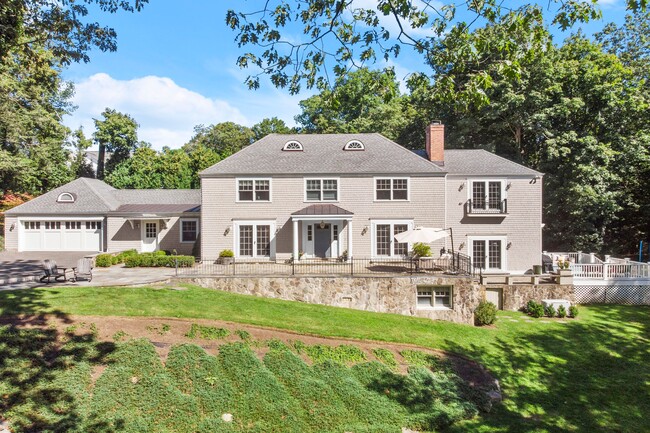 property at 36 Evergreen Rd