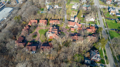 1427 Roxbury Rd in Columbus, OH - Foto de edificio - Building Photo