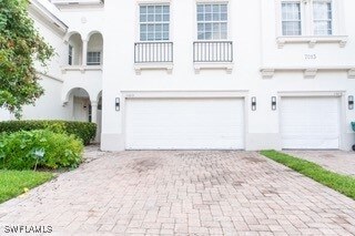 7013 Romana Way, Unit 1505 in Naples, FL - Building Photo