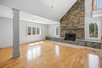 564 Main St in Fremont, NH - Building Photo - Building Photo