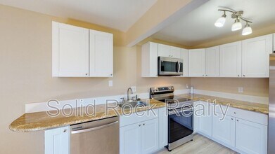 5561 Dunbar Ct in Colorado Springs, CO - Building Photo - Building Photo