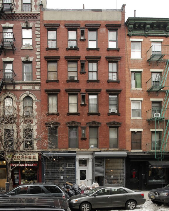 109 Thompson St in New York, NY - Building Photo