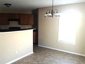 608 Waterford Way in Danville, IN - Building Photo - Building Photo