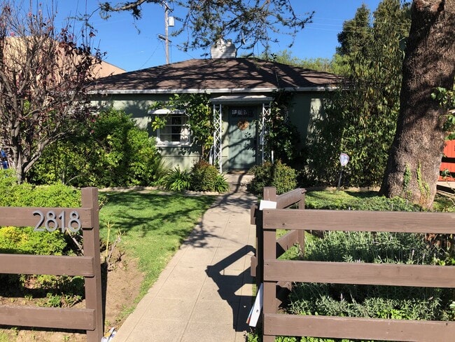 property at 2818 S Barrington Ave