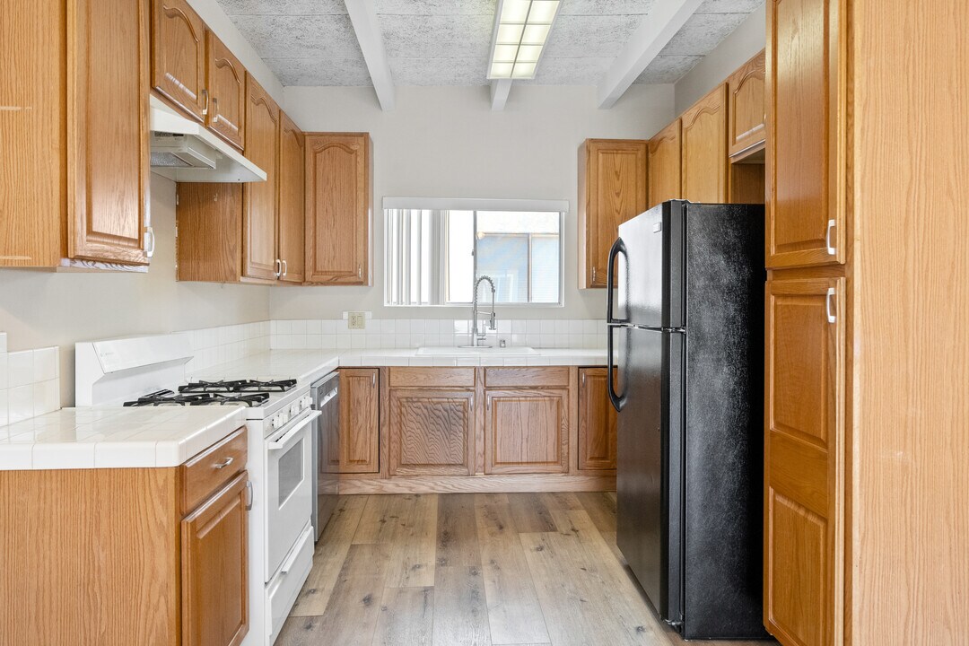 4840 Van Noord Ave in Sherman Oaks, CA - Foto de edificio