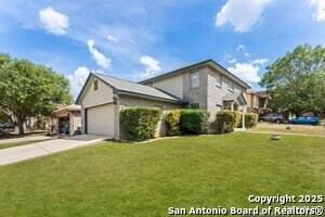 13802 Fairway Crest in San Antonio, TX - Building Photo - Building Photo