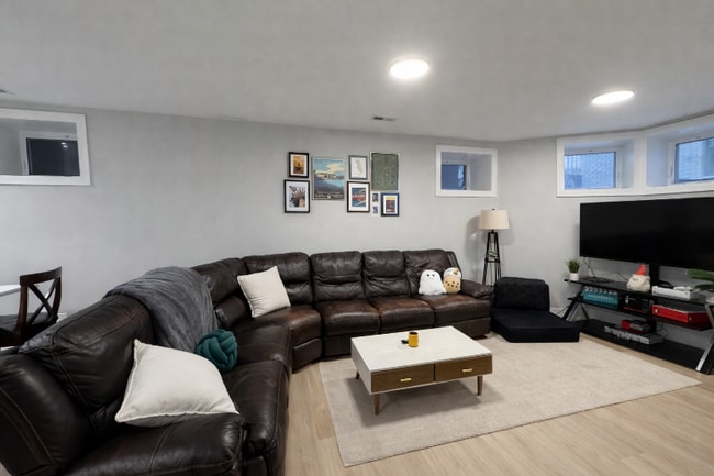 1535 N Maplewood Ave in Chicago, IL - Building Photo - Building Photo