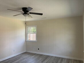 2913 Monroe Dr in New Bern, NC - Building Photo - Building Photo