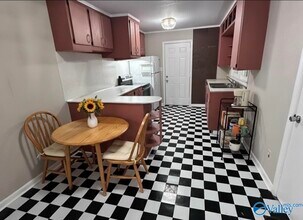 2502 Hill St NW in Huntsville, AL - Building Photo - Building Photo