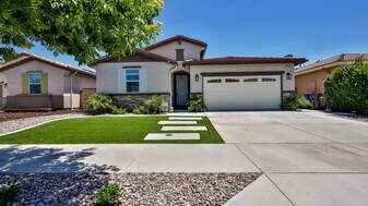 24649 Blue Feather Cir in Menifee, CA - Building Photo