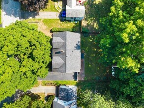 38 Ivan St in Lexington, MA - Building Photo - Building Photo