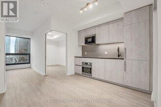 35 Parliament St in Toronto, ON - Building Photo - Building Photo