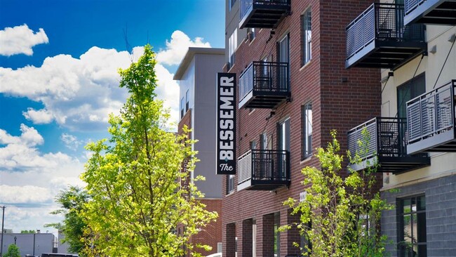 The Bessemer at Seward Commons in Minneapolis, MN - Foto de edificio - Building Photo