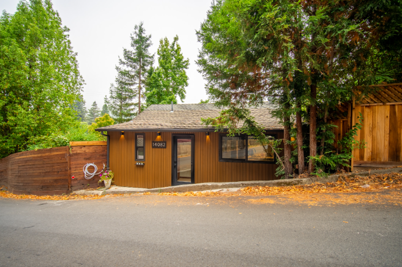 14082 Woodland Dr in Guerneville, CA - Building Photo