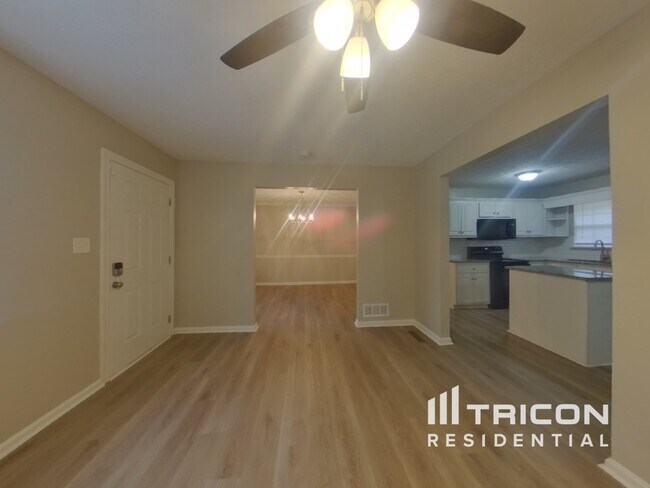 786 Robin Dr SE in Conyers, GA - Building Photo - Building Photo