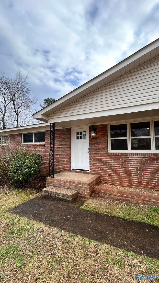 6407 Marsh Ave NW in Huntsville, AL - Building Photo - Building Photo