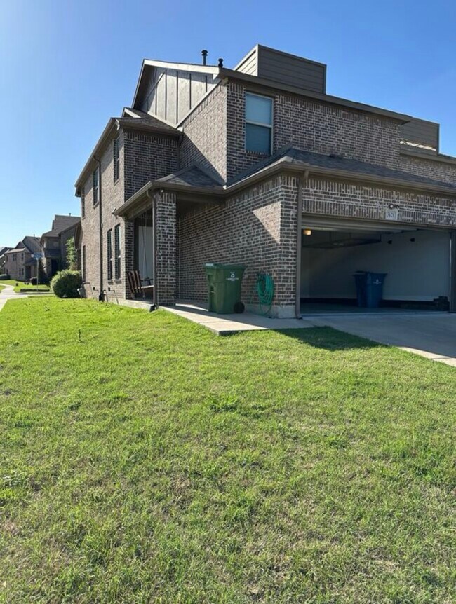 3628 Fuchsia Dr in Carrollton, TX - Building Photo - Building Photo