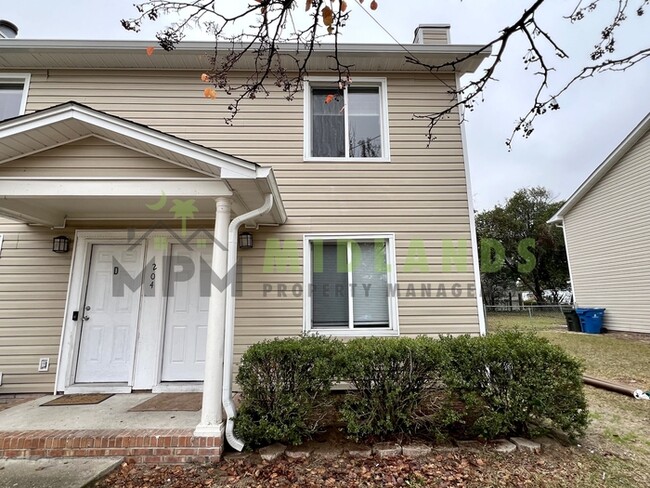 property at 204 S Cromwell St