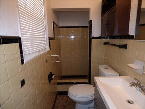 522 N 19th Ave in Hollywood, FL - Building Photo - Building Photo