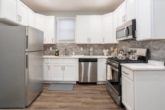 135 Fabyan Pl in Newark, NJ - Building Photo - Building Photo