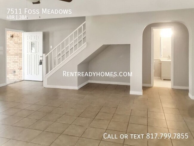 7511 Foss Meadows in San Antonio, TX - Building Photo - Building Photo
