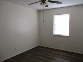 5606 SE 14th Ave in Amarillo, TX - Building Photo - Building Photo