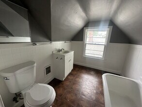 537 Flint St in Rochester, NY - Building Photo - Building Photo