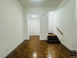 EAST 35 STREET in New York, NY - Building Photo - Building Photo