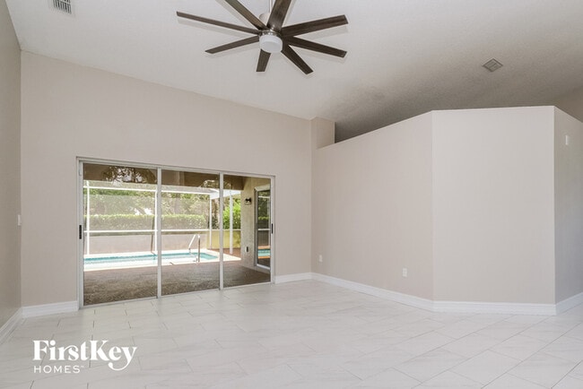 14223 Pimberton Dr in Hudson, FL - Building Photo - Building Photo