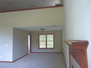 4865 Camberbridge Dr in Alpharetta, GA - Foto de edificio - Building Photo