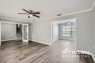 513 Oakhurst St in Brandon, FL - Building Photo - Building Photo