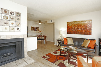 Ashbury Court Apartments in Rancho Cordova, CA - Building Photo - Interior Photo