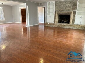 2661 Oxford Ave in San Angelo, TX - Building Photo - Building Photo