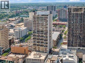 380 Pelissier St in Windsor, ON - Building Photo - Building Photo
