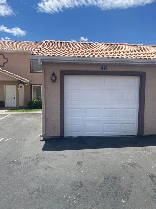 1301 W Indian Hills Dr in Saint George, UT - Building Photo - Building Photo