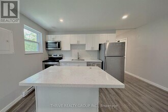 100 King Edward Ave in London, ON - Building Photo - Building Photo